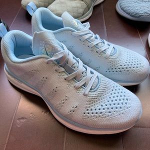 Women’s techloom Pro Cashmere - Color: Ice Blue